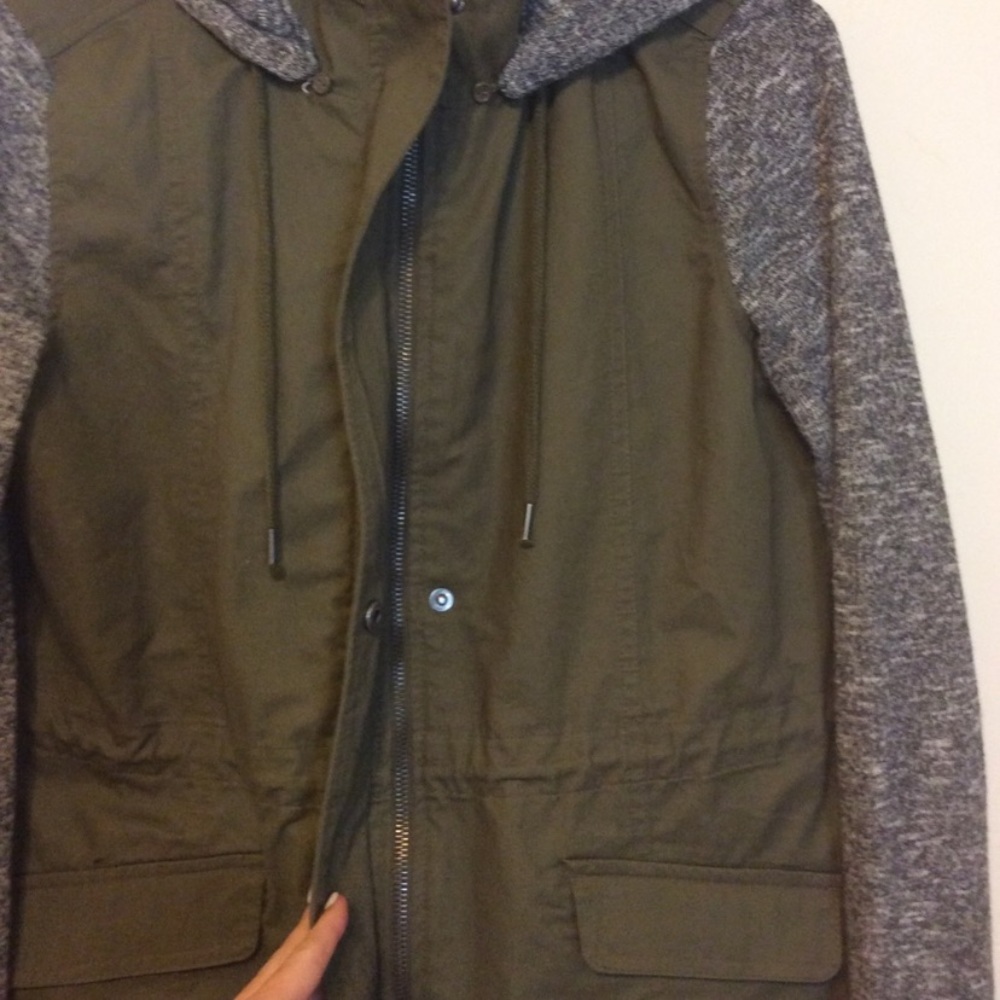 Utility Jacket - Picture 3 of 4